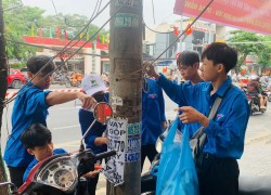 Tuổi trẻ Liên Chiểu ra quân cao điểm xóa quảng cáo, rao vặt sai quy định
