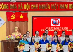 Tuổi trẻ Đồng Dương: Kết nạp 06 đảng viên mới từ mô hình “Chi đoàn mạnh - Đảng viên trẻ”