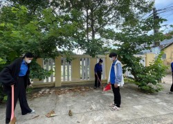 Đoàn phường Điện Bàn ra quân hưởng ứng Ngày Chủ nhật xanh