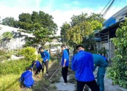 Đoàn phường Hải Vân ra quân hưởng ứng đợt cao điểm xây dựng cảnh quan và bảo vệ môi trường