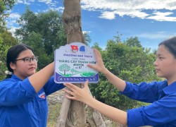 Đoàn phường Bàn Thạch ra quân Ngày Chủ nhật xanh, xây dựng tuyến đường kiểu mẫu “Hàng cây thanh niên”