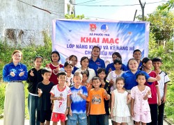 Đoàn xã Phước Trà khai mạc lớp hè, chú trọng gìn giữ văn hóa cồng chiêng của đồng bào Ca Dong và M'nông