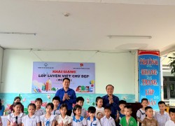 Đoàn phường Hòa Khánh khai giảng lớp luyện chữ đẹp hè 2026