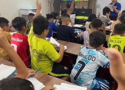 Đoàn xã Duy Nghĩa tổ chức lớp học tiếng Anh miễn phí cho thanh thiếu nhi hưởng ứng Chiến dịch “Kỳ nghỉ hồng” năm 2026