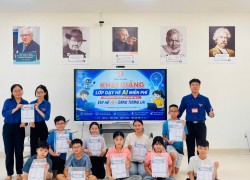 Đoàn phường Hòa Khánh khai giảng lớp học AI miễn phí dành cho học sinh trong dịp hè