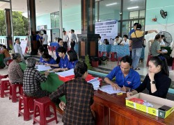 Tuổi trẻ Đức Phú ra quân hỗ trợ khám sức khỏe cho Nhân dân năm 2026