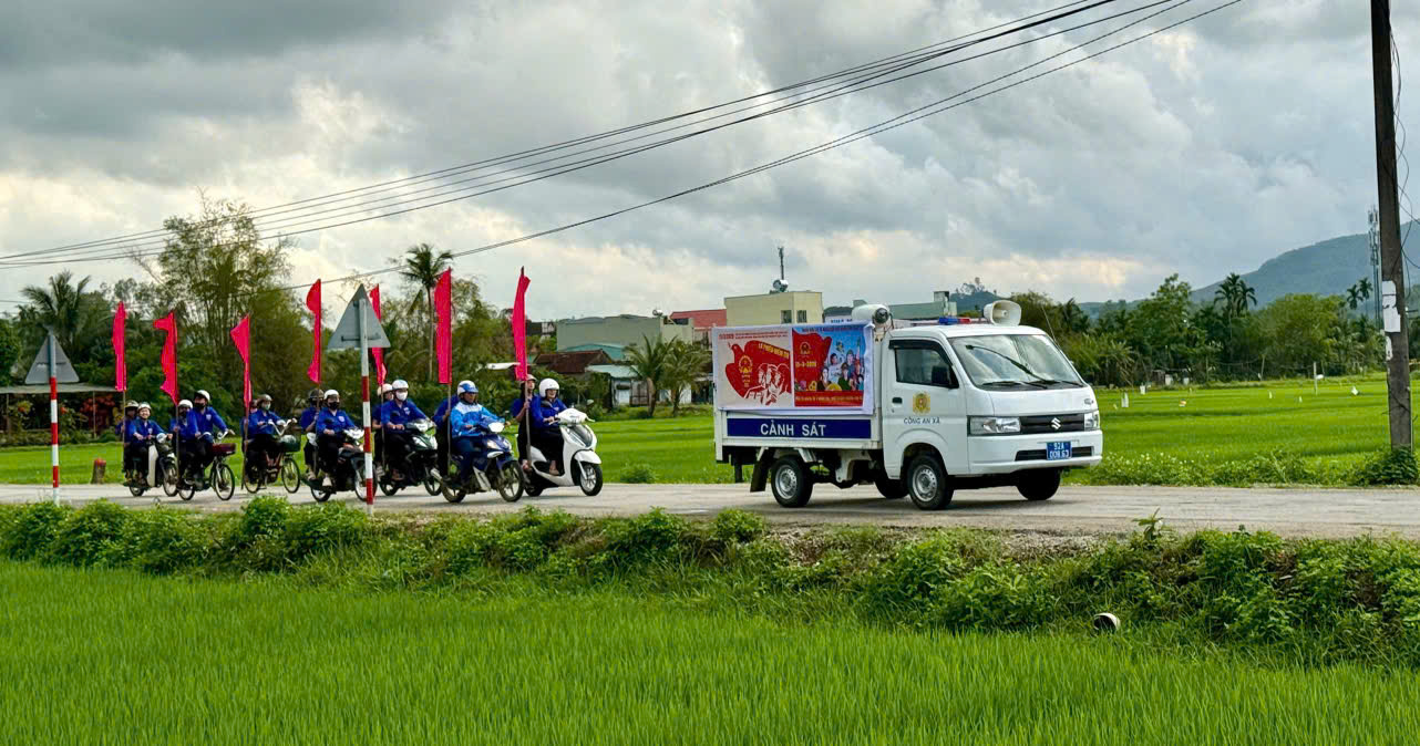 Tuổi trẻ xã Tây Hồ: Mỗi chi đoàn – mỗi đoàn viên là một “phát thanh viên” tuyên truyền bầu cử