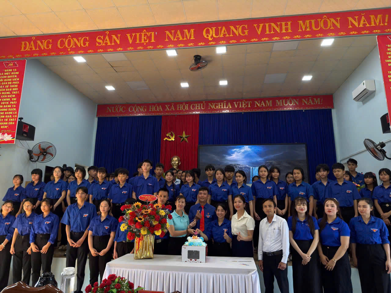 Tuổi trẻ Thạnh Bình sôi nổi kỷ niệm 95 năm Ngày thành lập Đoàn TNCS Hồ Chí Minh