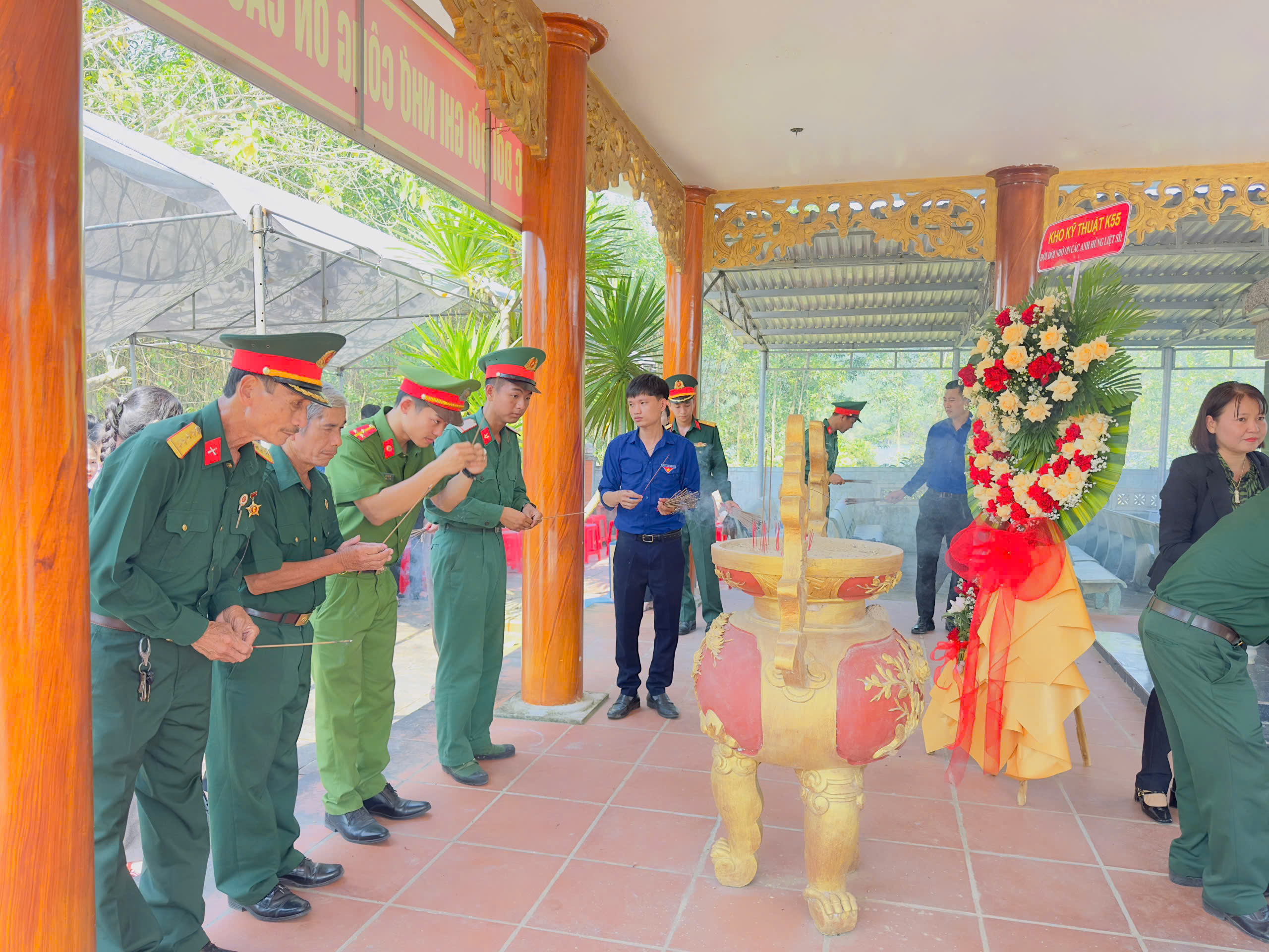 z7663692783194 2a7a85dd58488c6118377356d9370aa1