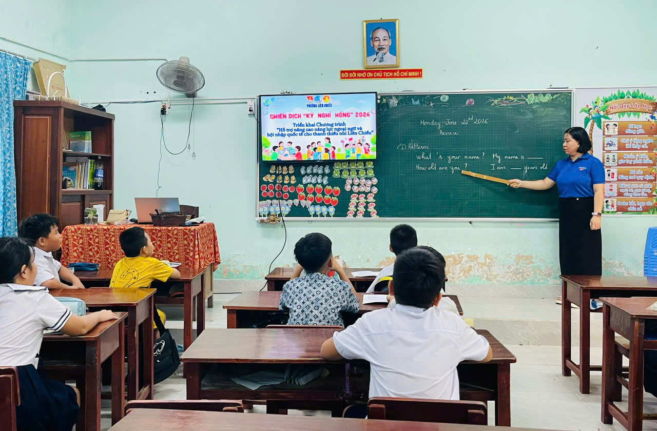 Liên Chiểu: Tuổi trẻ Hòa Liên triển khai các hoạt động hỗ trợ nâng cao năng lực ngoại ngữ cho thanh thiếu nhi trong Chiến dịch Kỳ nghỉ hồng năm 2026