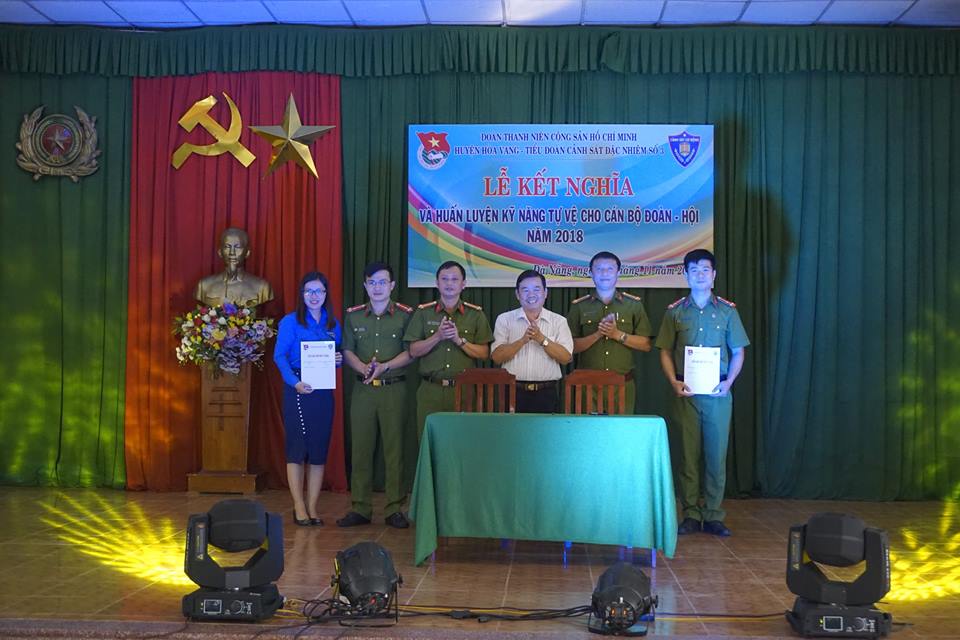 Lễ kết nghĩa giữa Huyện Đoàn Hòa Vang và Đoàn cơ sở Tiểu đoàn Cảnh sát đặc nhiệm số 3 – Khai mạc khóa huấn luyện Kỹ năng tự vệ giành cho cán bộ Đoàn – Hội năm 2018
