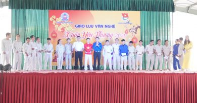 Thành Đoàn tổ chức Chương trình giao lưu văn nghệ “Xuân yêu thương” tại Trung tâm xã hội Bầu Bàng Thành Đoàn tổ chức Chương trình giao lưu văn nghệ “Xuân yêu thương” tại Trung tâm xã hội Bầu Bàng