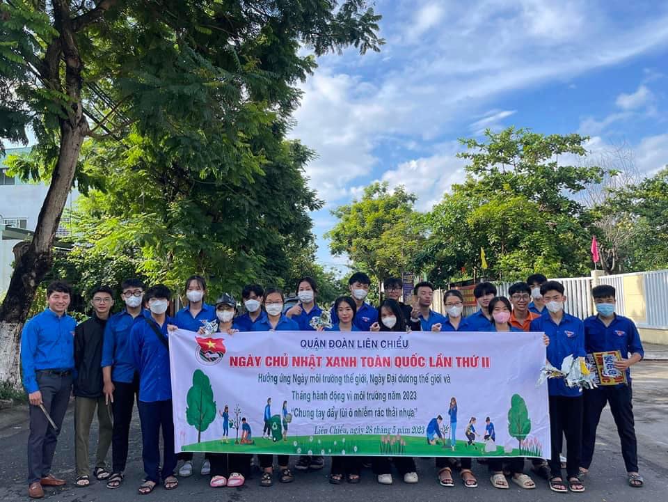TUỔI TRẺ ĐÀ NẴNG ĐỒNG LOẠT RA QUÂN “NGÀY CHỦ NHẬT XANH” TUỔI TRẺ ĐÀ NẴNG ĐỒNG LOẠT RA QUÂN “NGÀY CHỦ NHẬT XANH”