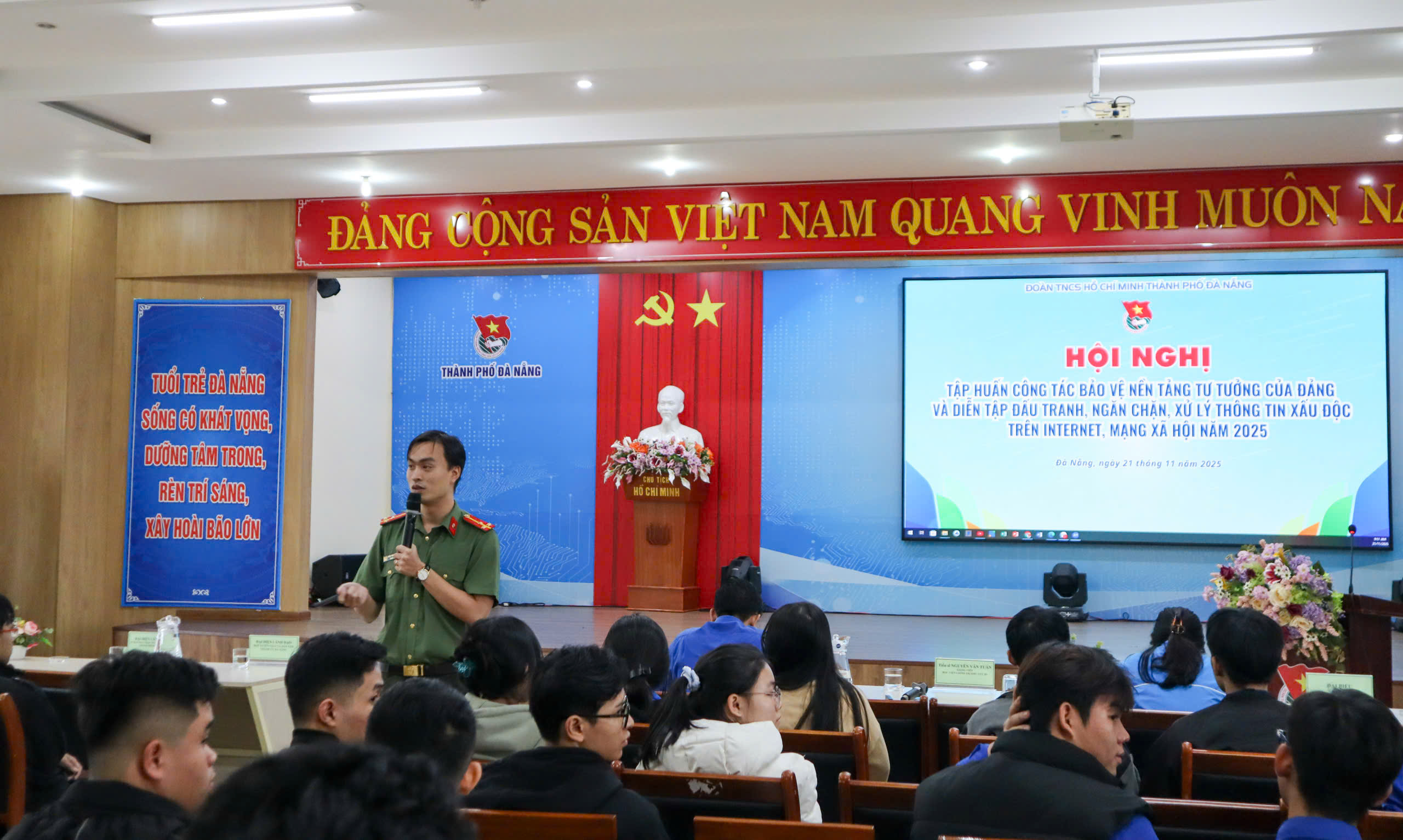 Hội nghị tập huấn công tác bảo vệ nền tảng tư tưởng của Đảng và diễn tập đấu tranh, ngăn chặn, xử lý thông tin xấu độc trên Internet, mạng xã hội năm 2025