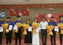 Trường THPT Duy Tân, phường Quảng Phú: điểm sáng trong công tác phát triển đảng viên