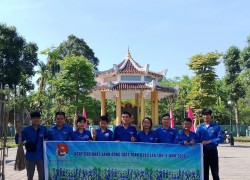 Đoàn xã Tây Hồ ra quân “Ngày Chủ nhật xanh” và tiếp tục chương trình “Tiếp sức mùa thi” năm 2026