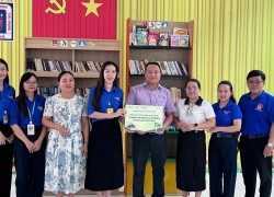 Đoàn phường Điện Bàn Đông triển khai đội hình thanh niên tình nguyện hỗ trợ tại Trung tâm Phục vụ hành chính công