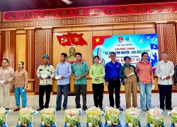 Duy Nghĩa lan tỏa chương trình “Áo xanh tri ân - Gieo điều tử tế”, trao yêu thương đến gia đình chính sách