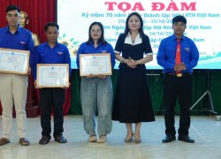 Hội LHTN Việt Nam xã Avương phối hợp tổ chức tọa đàm kỷ niệm ngày truyền thống các tổ chức Hội