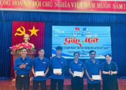 Hội LHTN Việt Nam xã Quế Sơn gặp mặt, giao lưu bóng đá chào mừng 70 năm Ngày truyền thống Hội