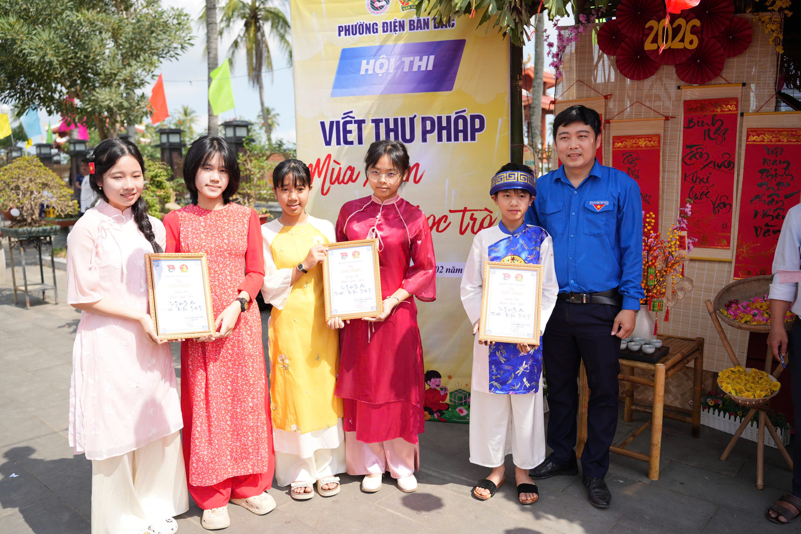 Phường Điện Bàn Bắc tổ chức Hội thi viết thư pháp “Mùa xuân – Tết học trò”