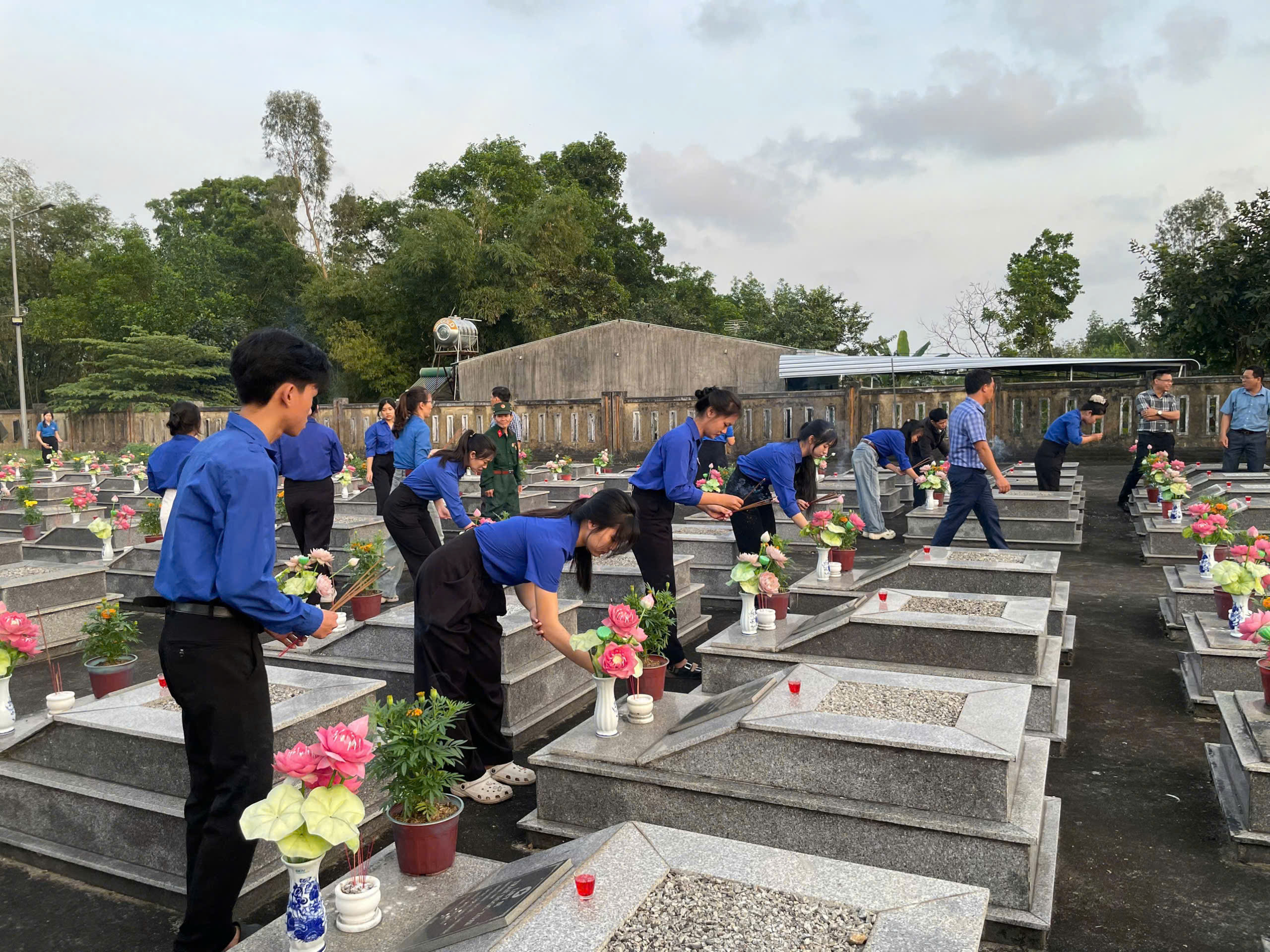 z7561373856519 46b6b7b85e81c774f037ba18a2b59954