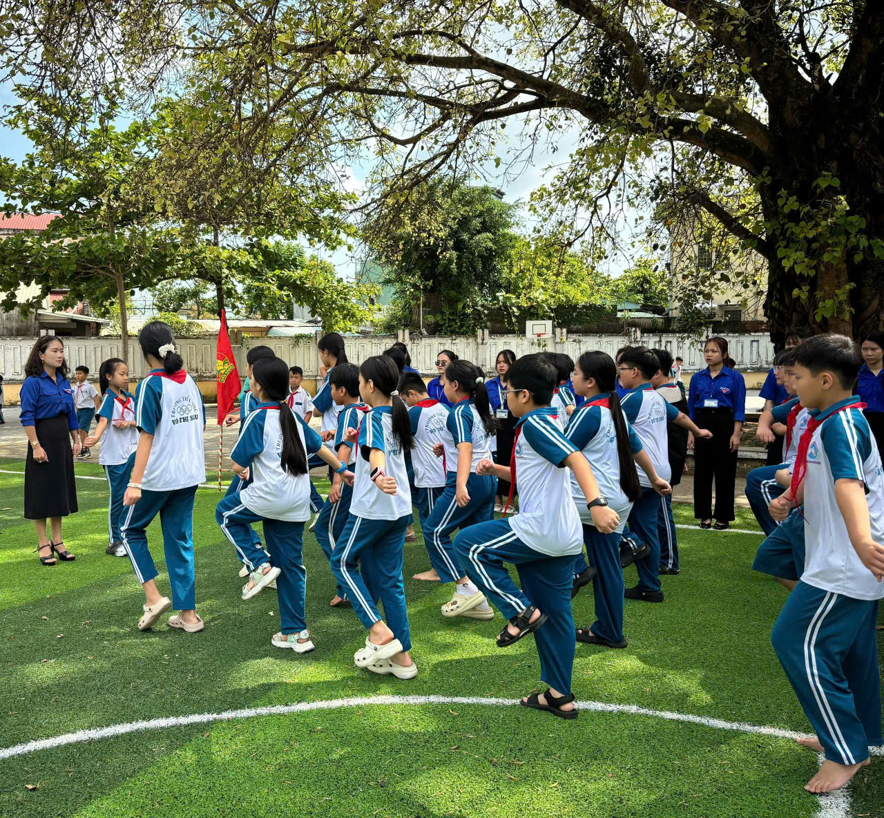 Đoàn phường Bàn Thạch tổ chức tập huấn nghi thức Đội TNTP Hồ Chí Minh