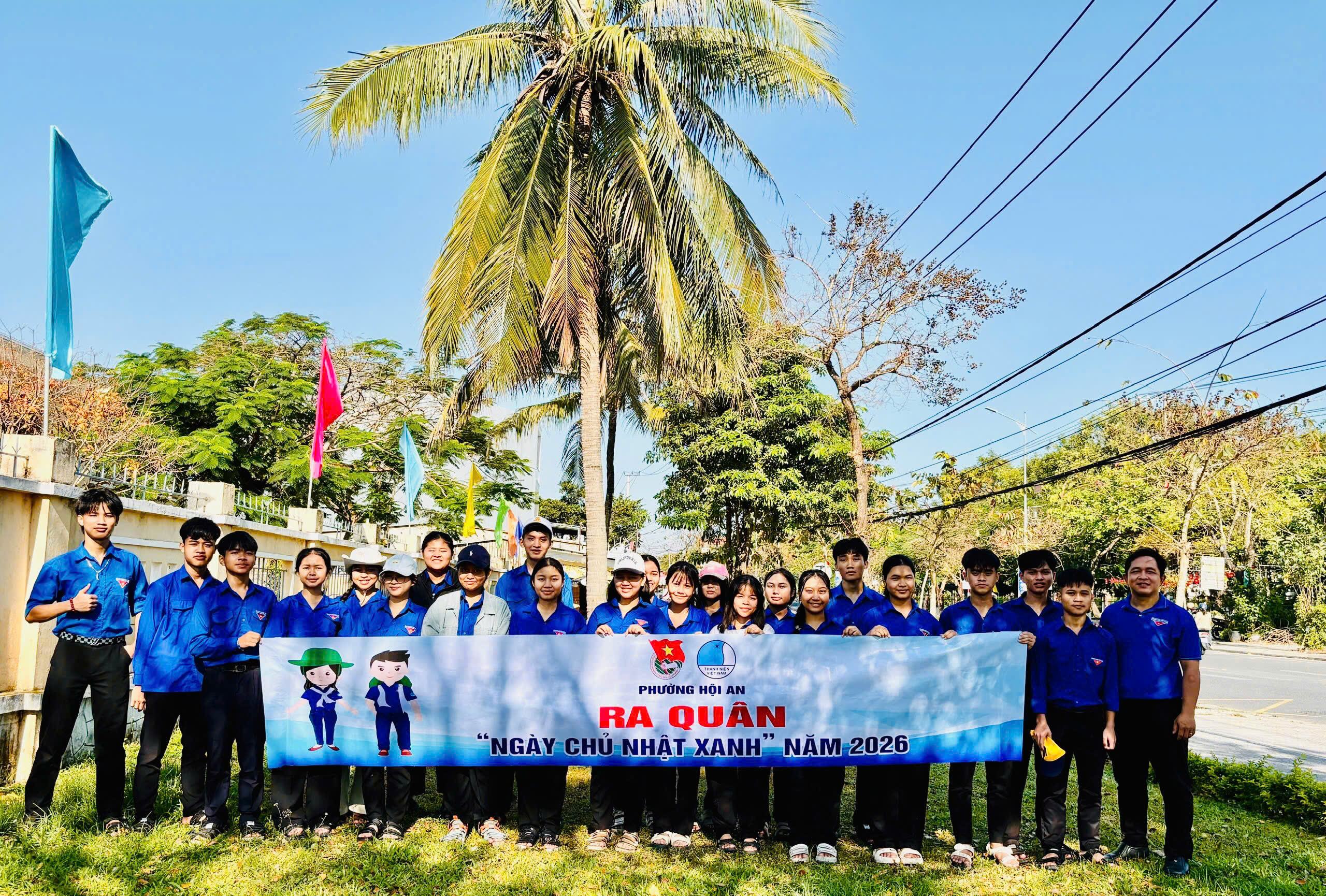 Đoàn phường Hội An ra quân hưởng ứng Ngày Chủ nhật xanh năm 2026