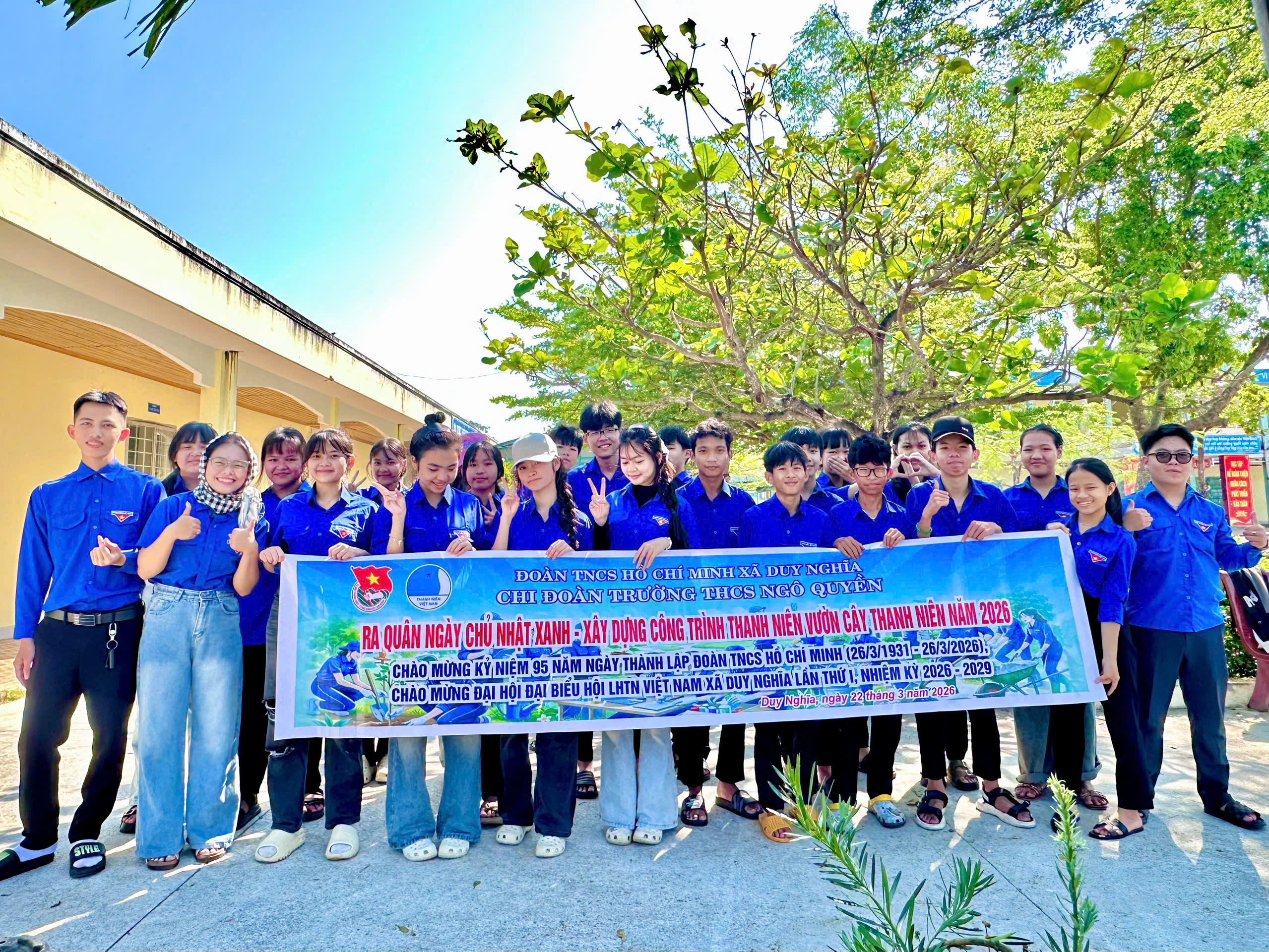 Đoàn xã Duy Nghĩa ra quân hưởng ứng Ngày Chủ nhật xanh năm 2026