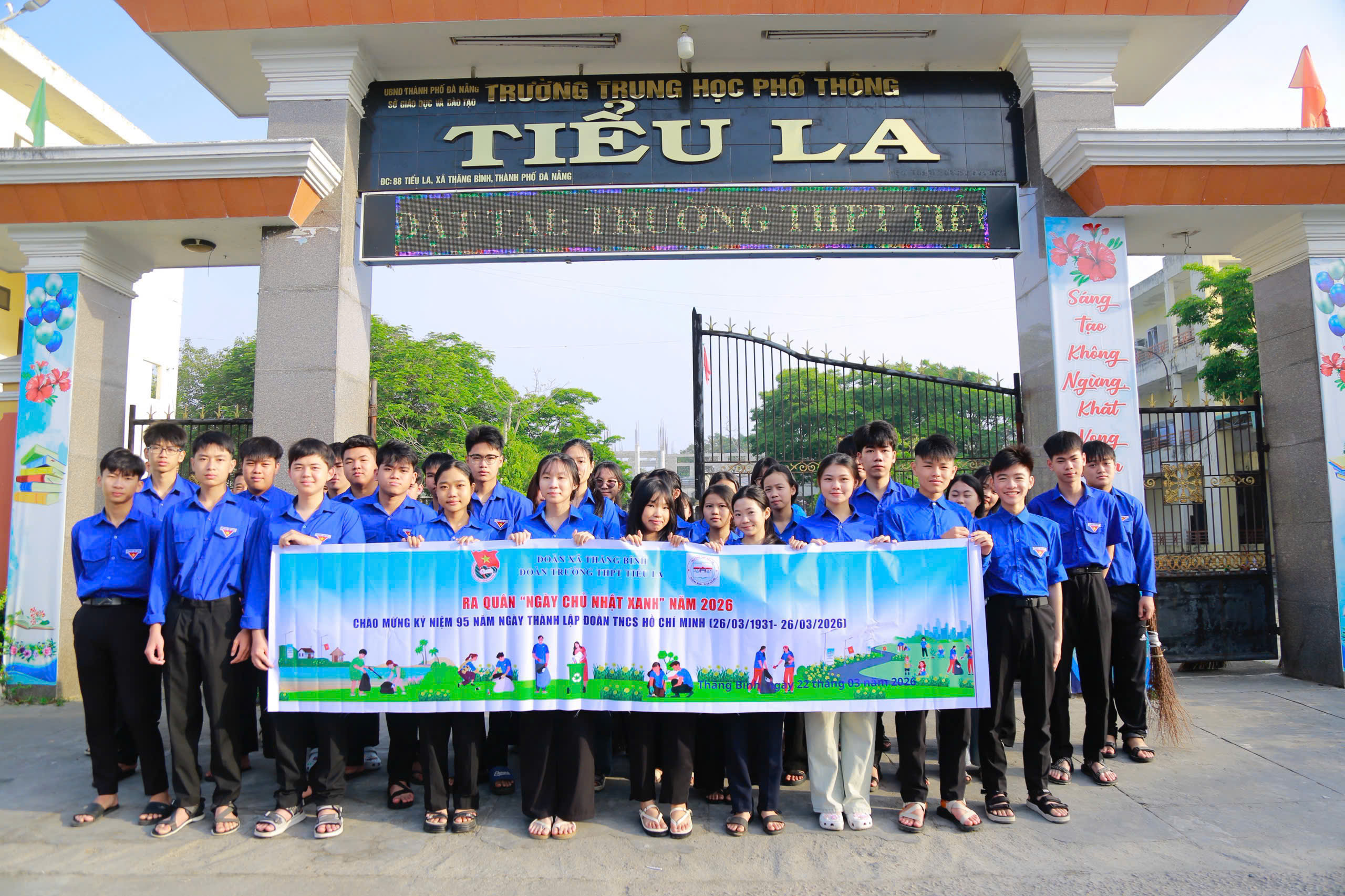 Tuổi trẻ xã Thăng Bình hưởng ứng ngày Chủ nhật xanh năm 2026