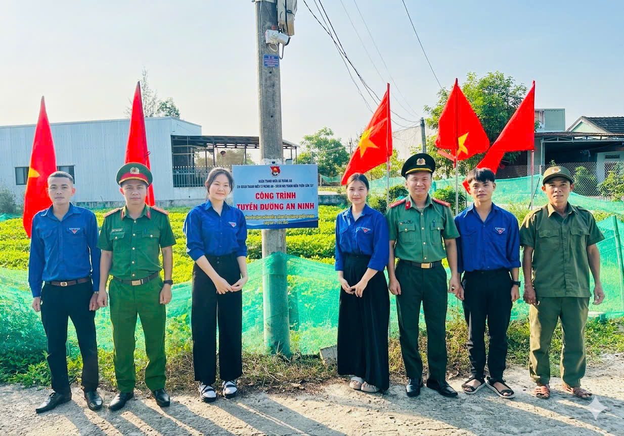 Hưởng ứng ngày Chủ nhật xanh toàn quốc lần thứ I năm 2026: Tuổi trẻ xã Thăng An xây dựng công trình “Tuyến đường an ninh”