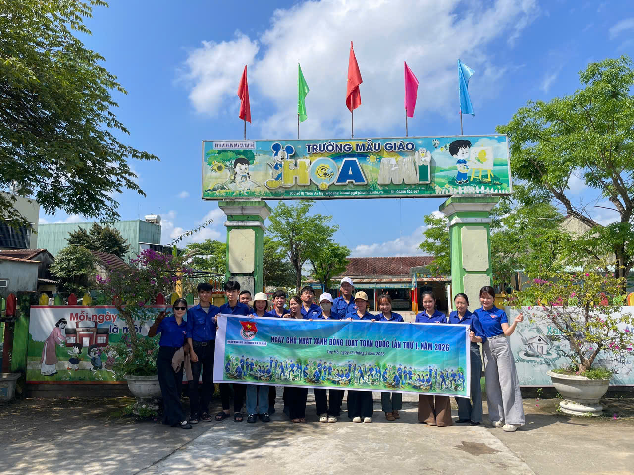 Tuổi trẻ xã Tây Hồ sôi nổi hưởng ứng ngày chạy Olympic gắn với công trình “Ngôi nhà xanh” năm 2026