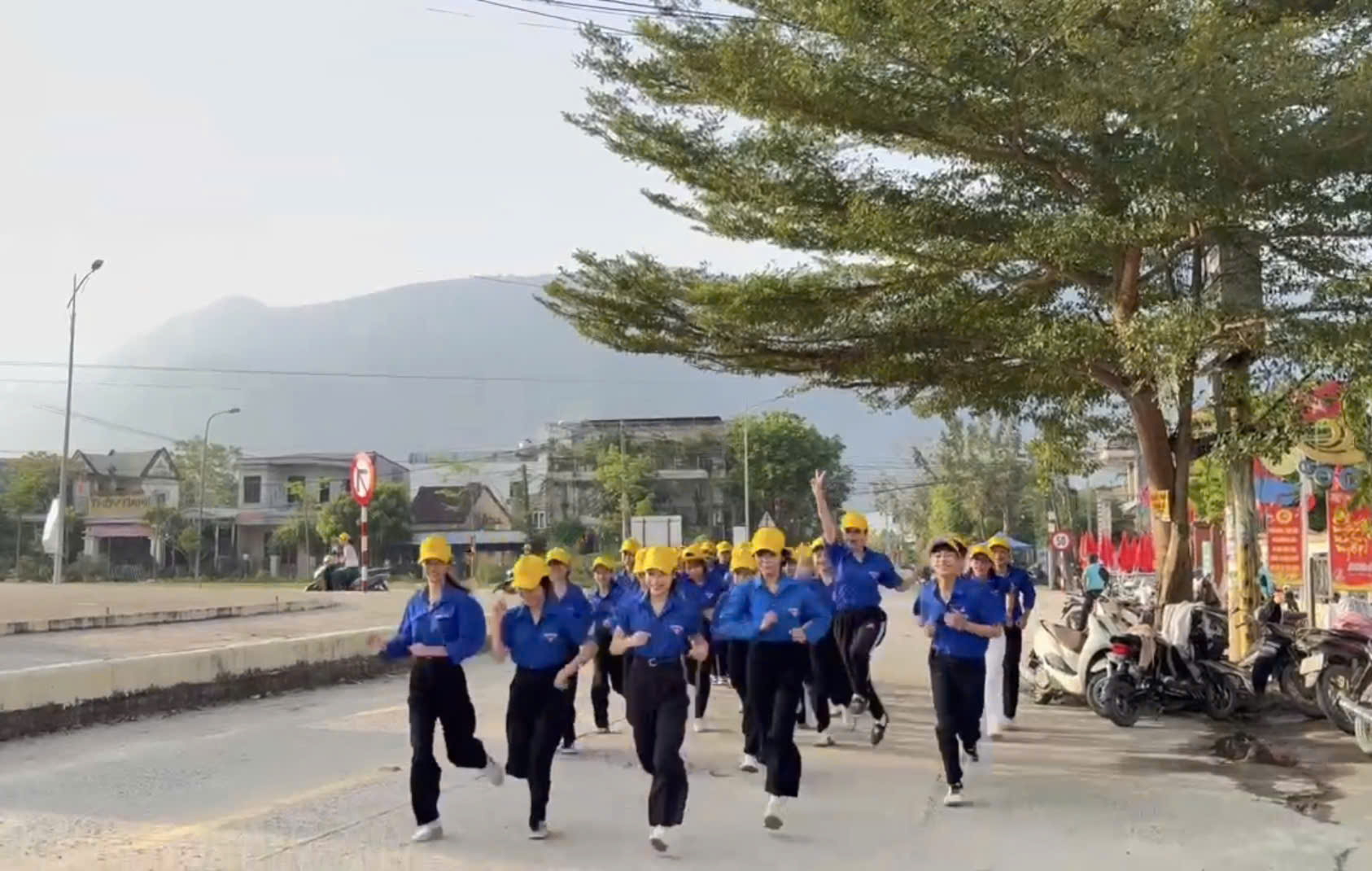 Tuổi trẻ xã Thượng Đức hưởng ứng Ngày chạy Olympic – Vì sức khỏe toàn dân – Vì an ninh Tổ quốc năm 2026