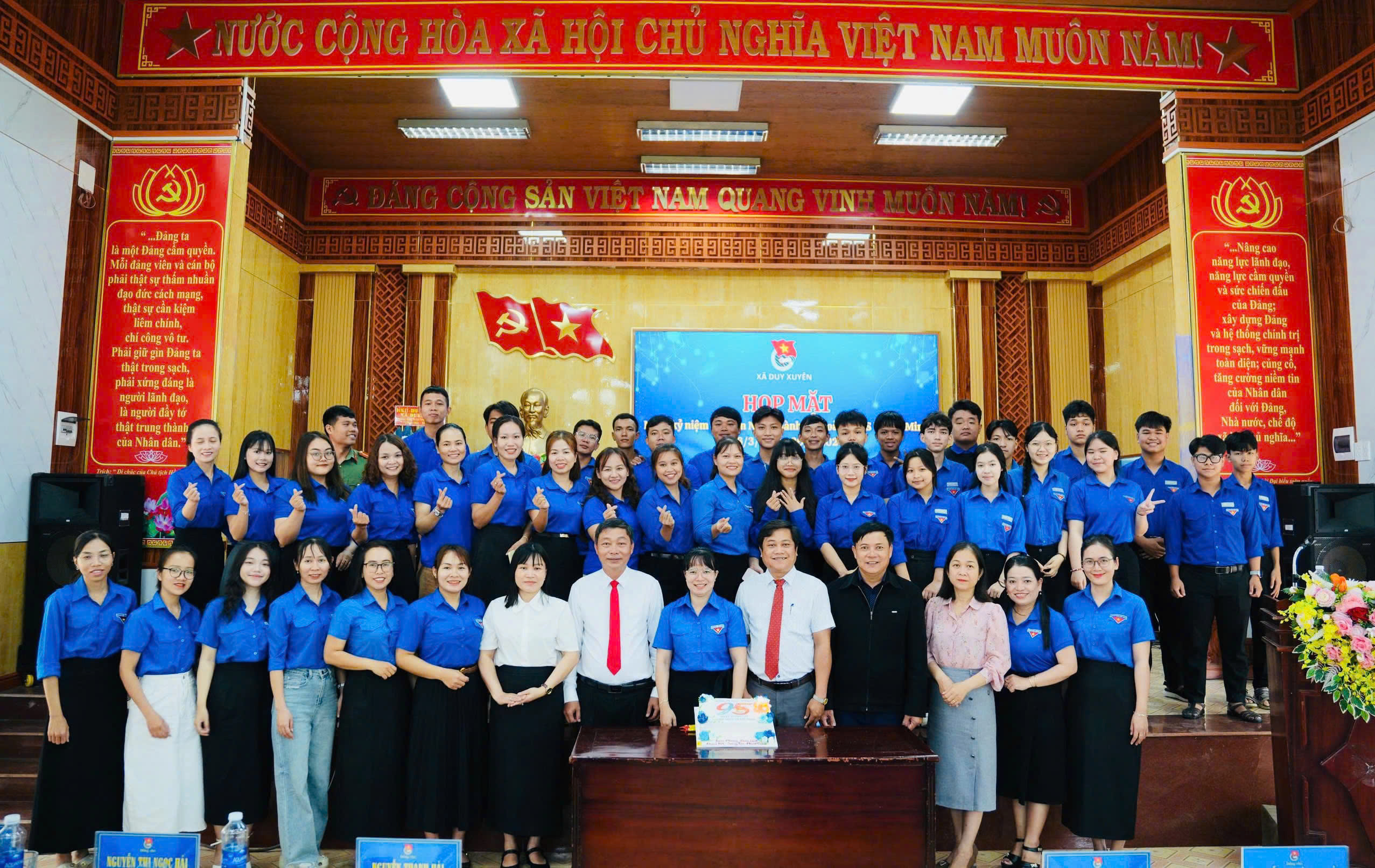 Đoàn xã Duy Xuyên họp mặt kỷ niệm 95 năm ngày thành lập Đoàn TNCS Hồ Chí Minh