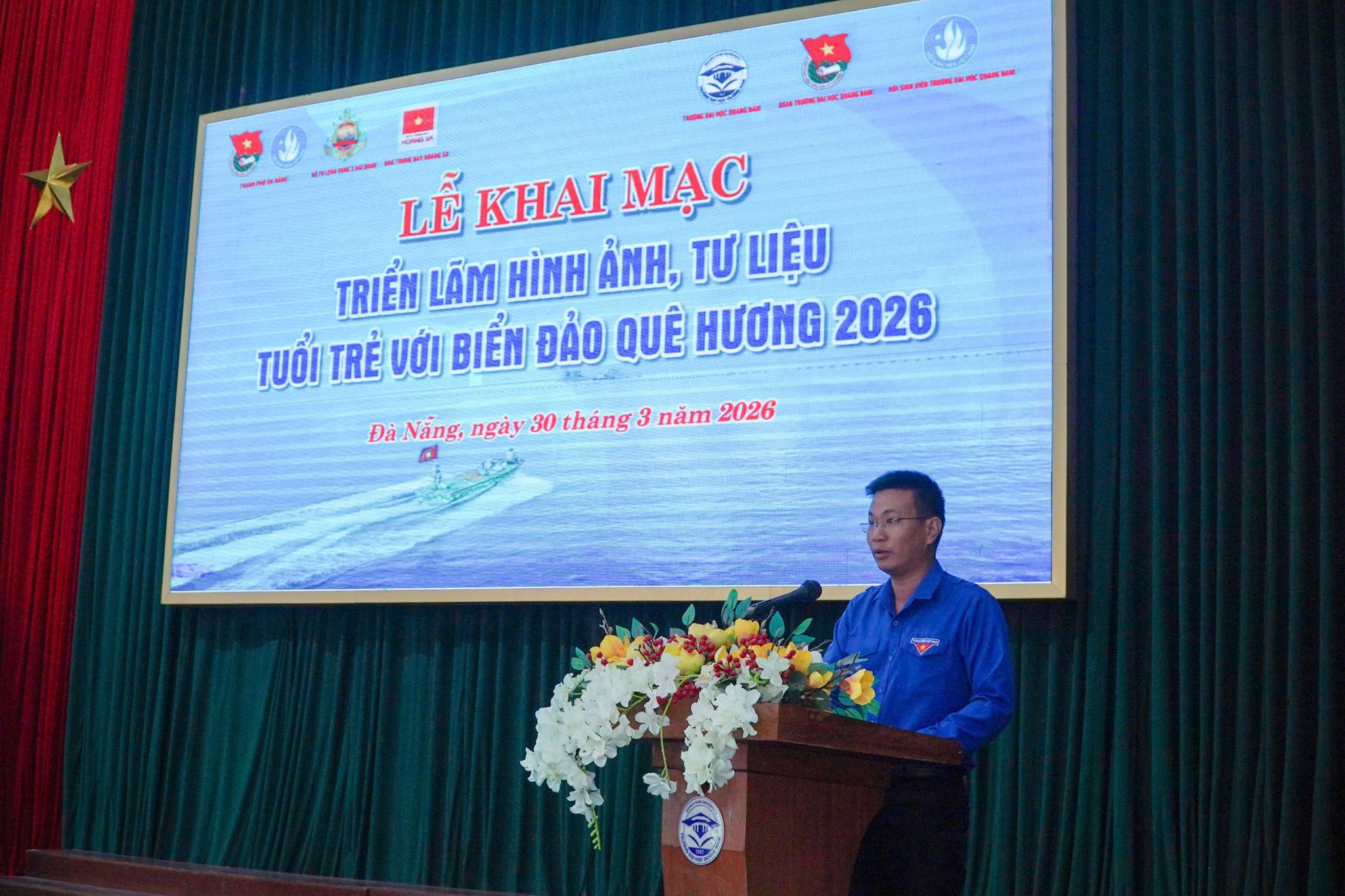 Khai mạc Tuần lễ triển lãm chuyên đề “Tuổi trẻ với biển đảo quê hương” tại Đại học Quảng Nam