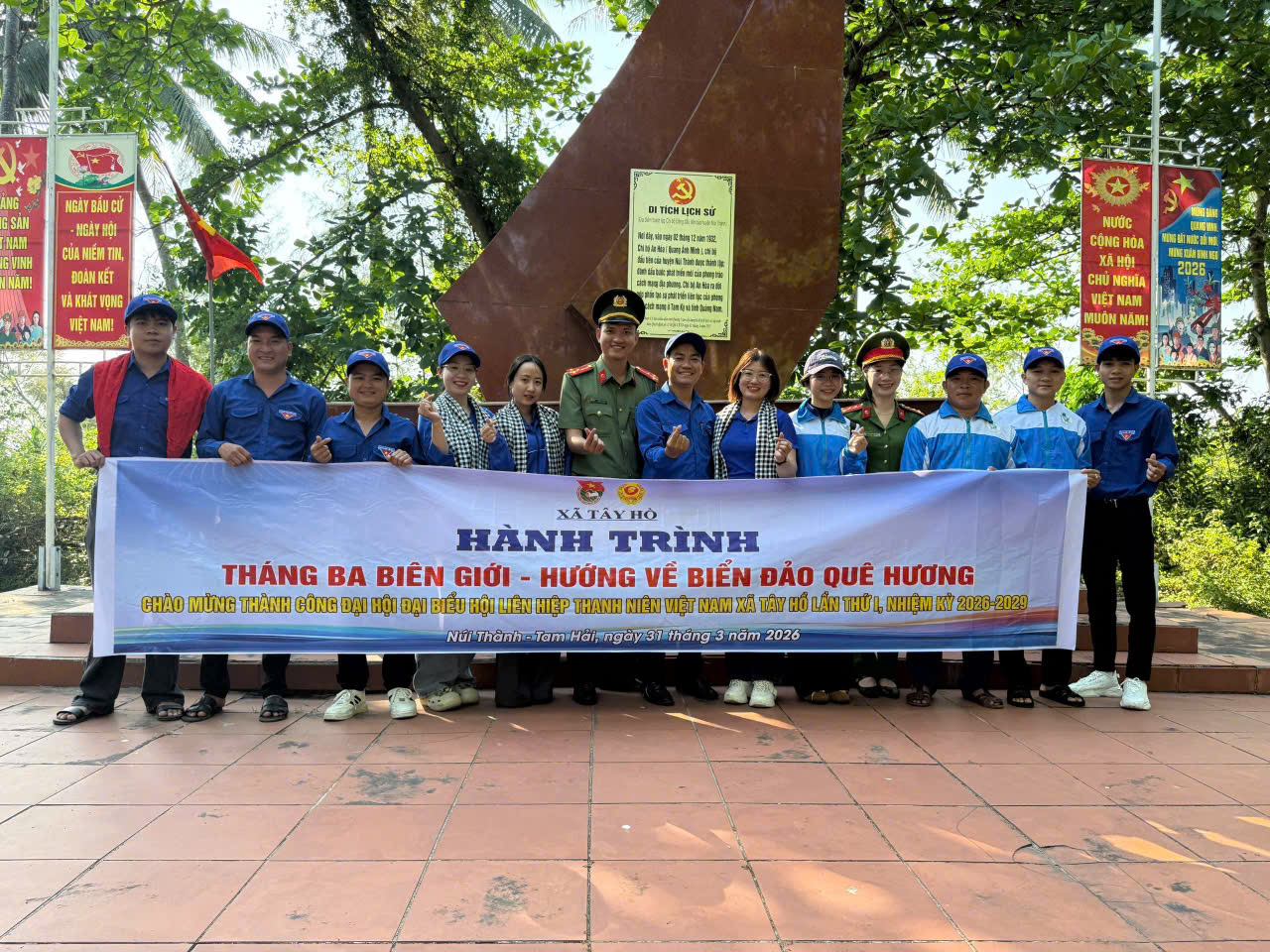 Tuổi trẻ Tây Hồ tổ chức chương trình “Tháng Ba biên giới – Hướng về biển đảo quê hương” năm 2026