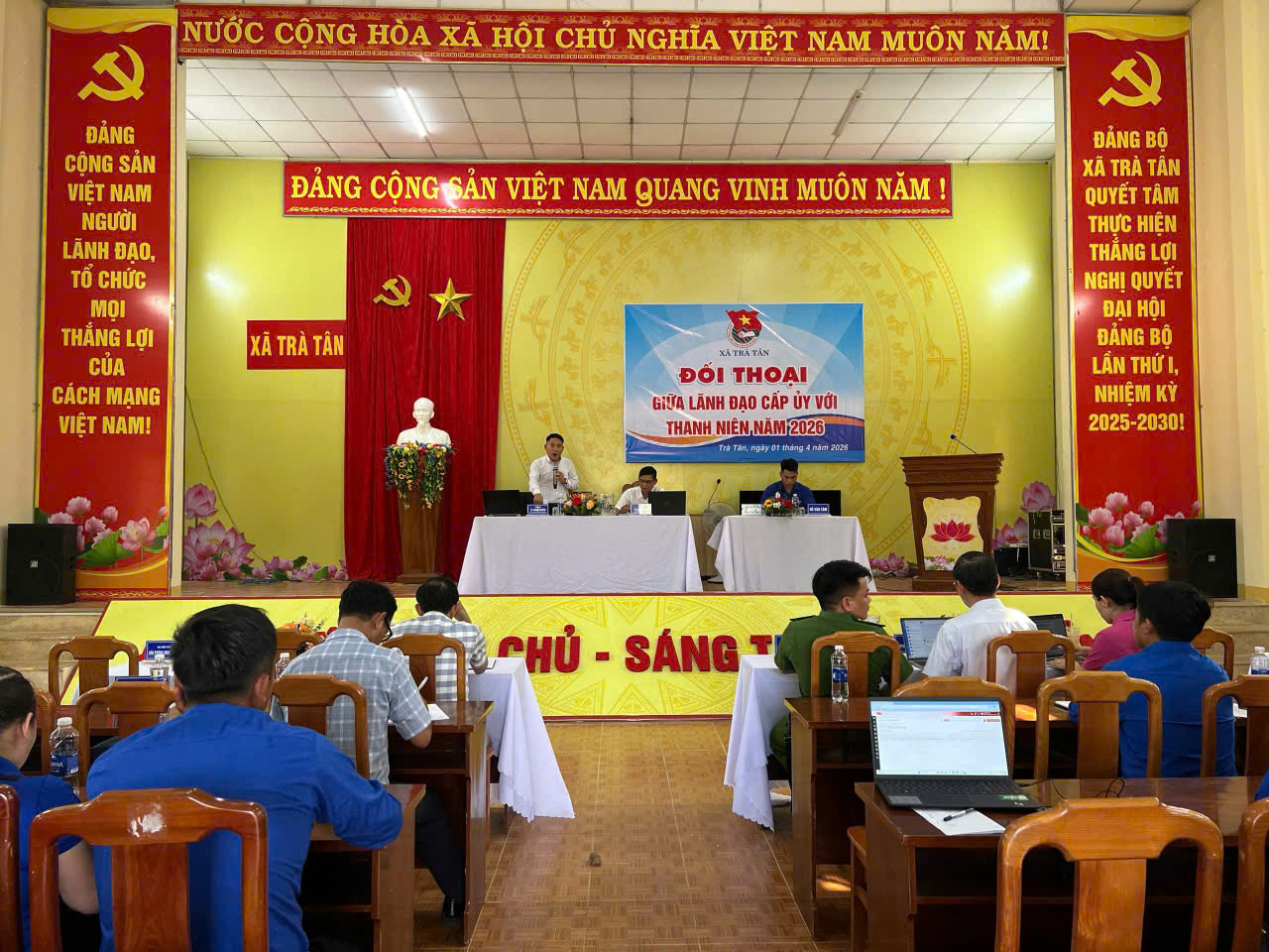 Trà Tân tổ chức đối thoại giữa lãnh đạo cấp ủy với thanh niên năm 2026