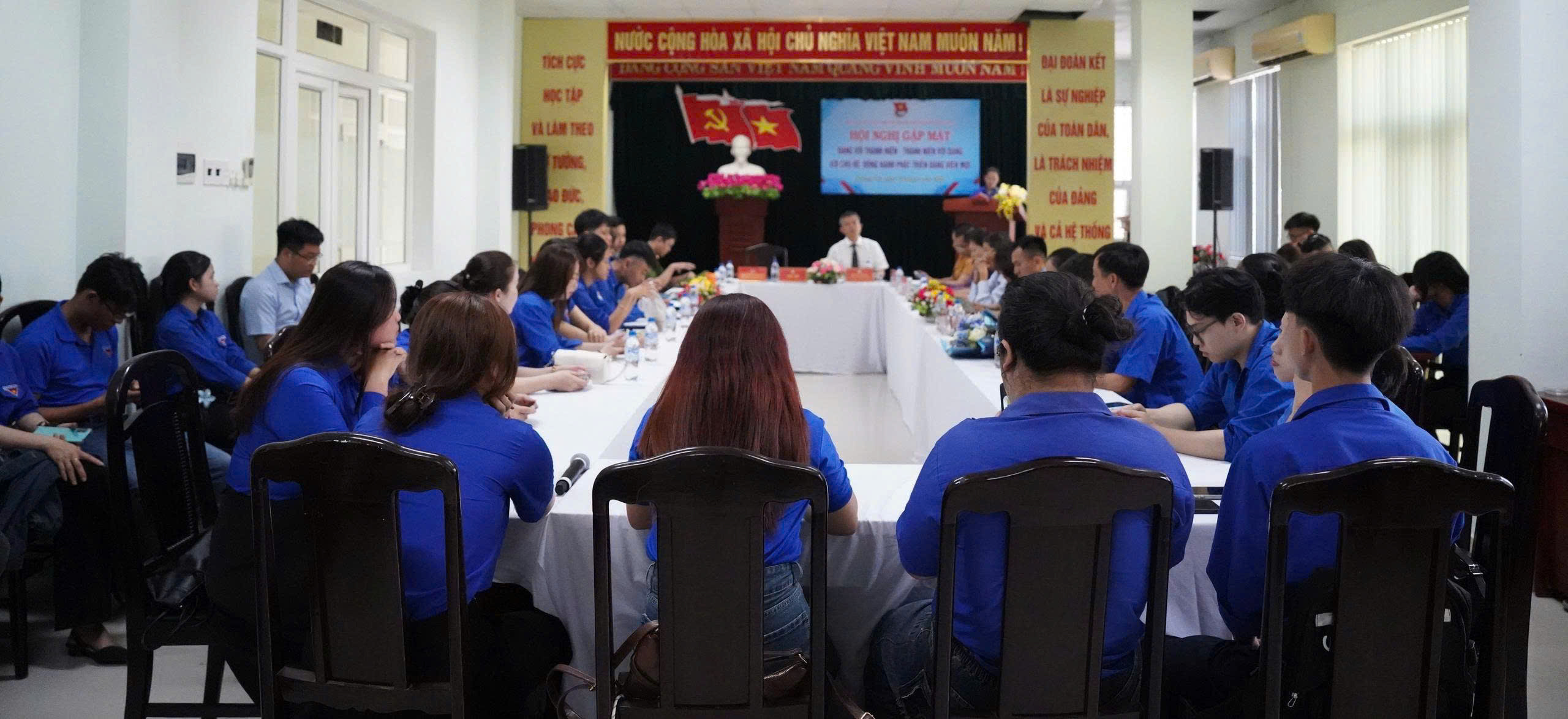 Đoàn phường Hương Trà tổ chức Hội nghị “Đảng với thanh niên – Thanh niên với Đảng” năm 2026