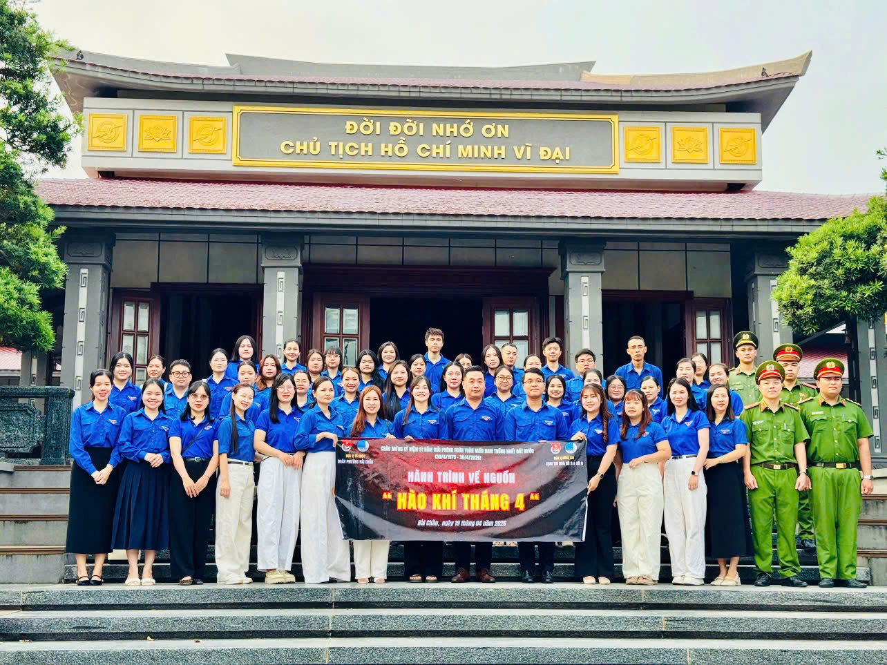 Tuổi trẻ phường Hải Châu tổ chức hành trình về nguồn nhân kỷ niệm 30/4