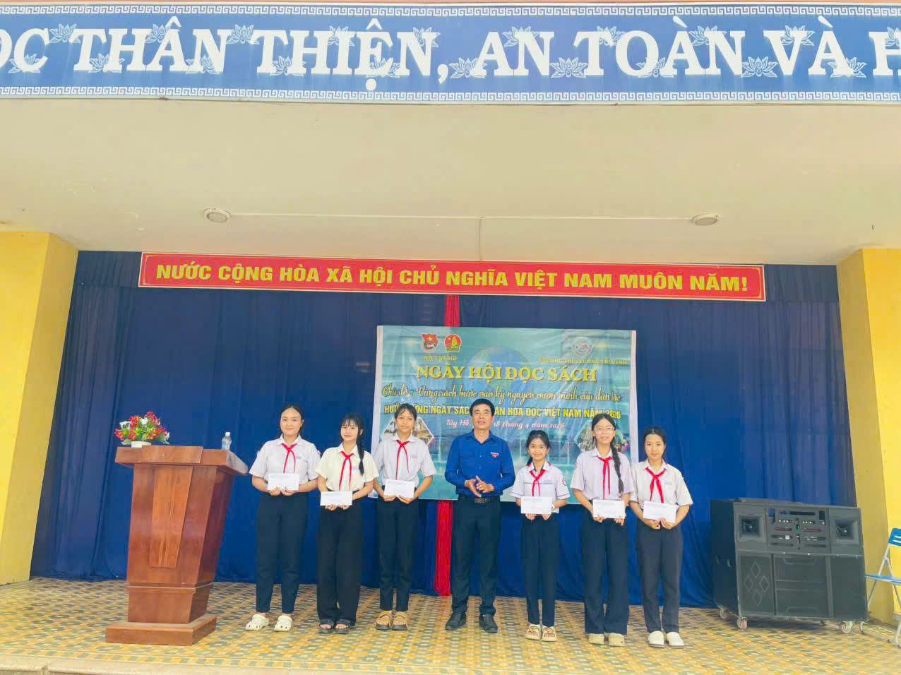 Tây Hồ: Ngày hội đọc sách – Cùng sách bước vào kỷ nguyên vươn mình của dân tộc