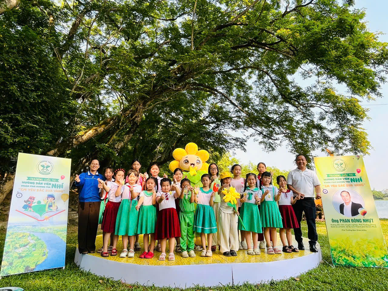 Đoàn phường Hương Trà phối hợp UBND phường tổ chức tập huấn “Hướng dẫn viên nhí” hướng tới Lễ hội Sắc sưa Hương Trà – Đà Nẵng năm 2026