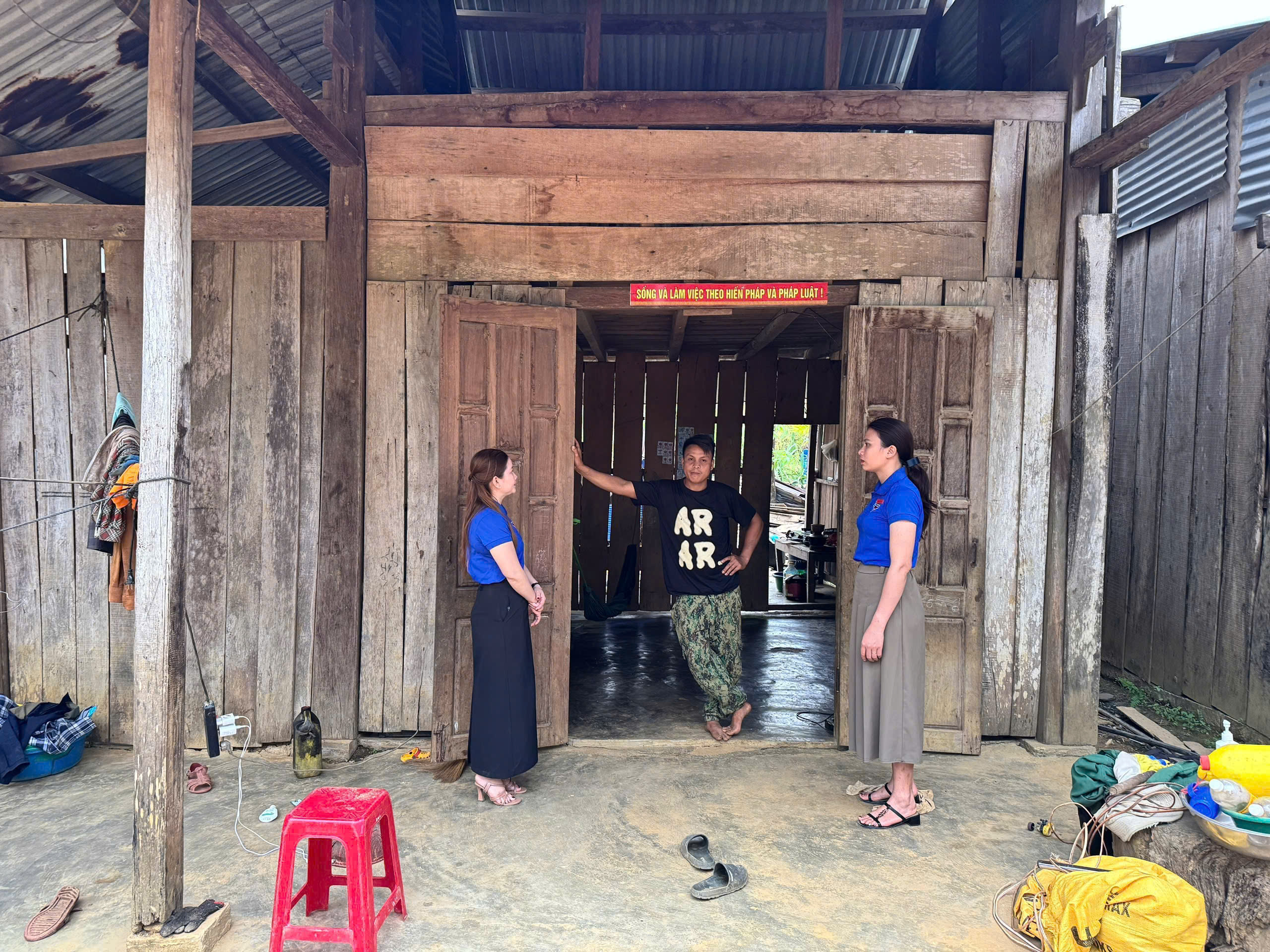 Phước Trà: Kiểm tra vốn vay và chủ động đồng hành xóa nhà tạm cho thanh niên