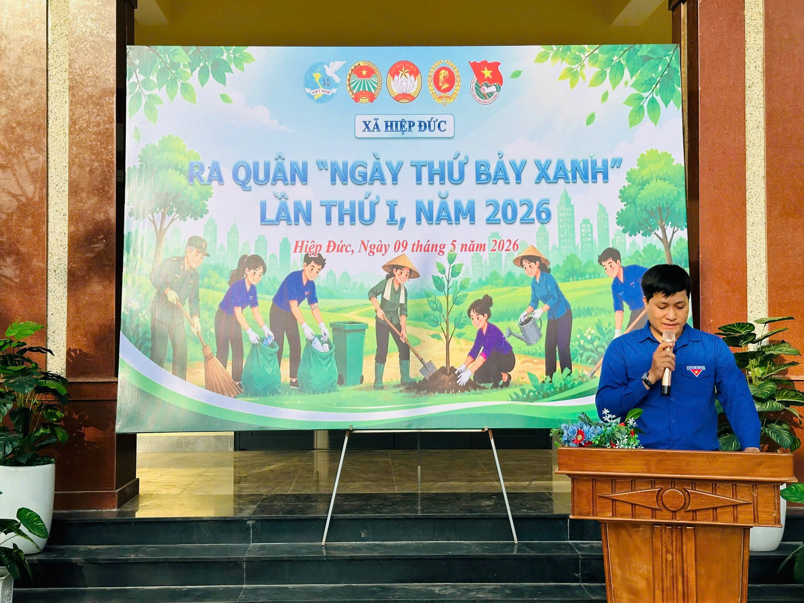 Đoàn Thanh niên xã Hiệp Đức triển khai thực hiện mô hình “ngày thứ bảy xanh”