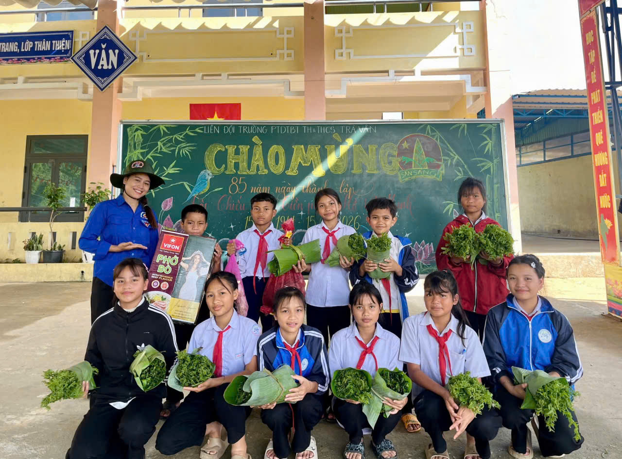 Xã Đoàn Trà Vân thăm hỏi, hỗ trợ lực lượng dân quân tham gia huấn luyện năm 2026