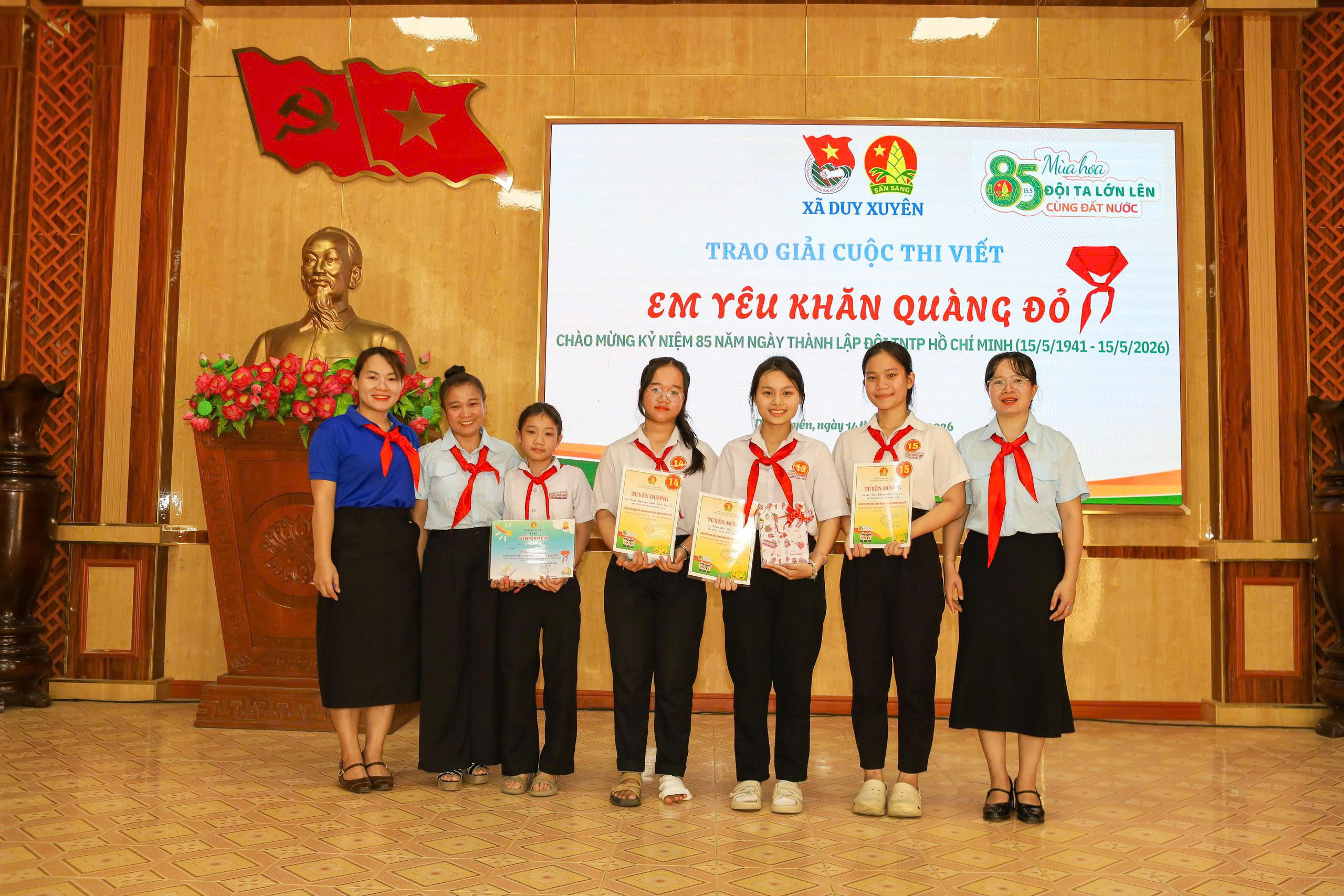 Cuộc thi viết “Em yêu khăn quàng đỏ” – khi tình yêu với màu khăn quàng đỏ được viết nên thành lời