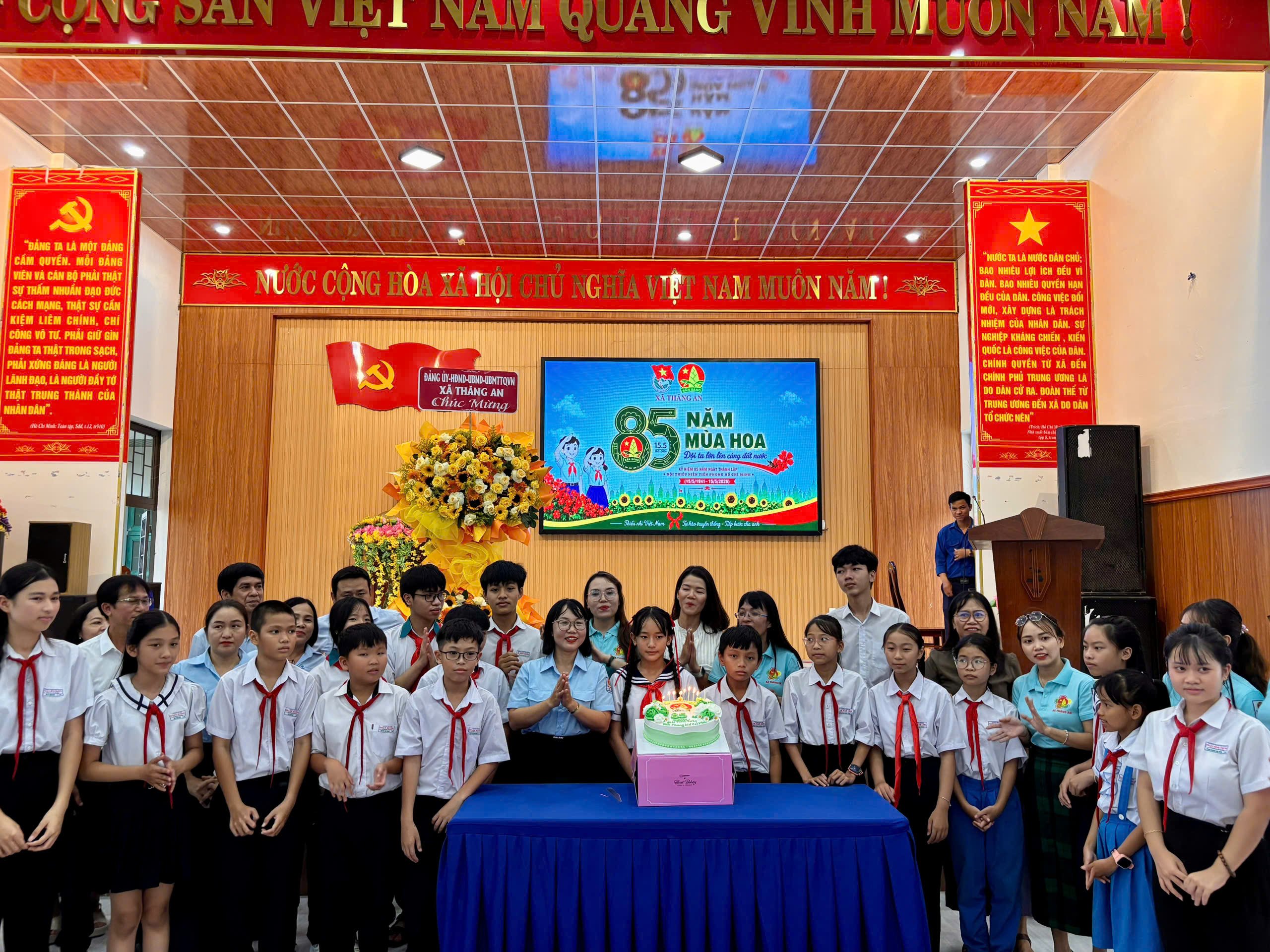 Thăng An: Chương trình kỷ niệm 85 năm Ngày thành lập Đội TNTP Hồ Chí Minh và tuyên dương “Đội viên 5 tốt” cấp xã, năm học 2025 – 2026