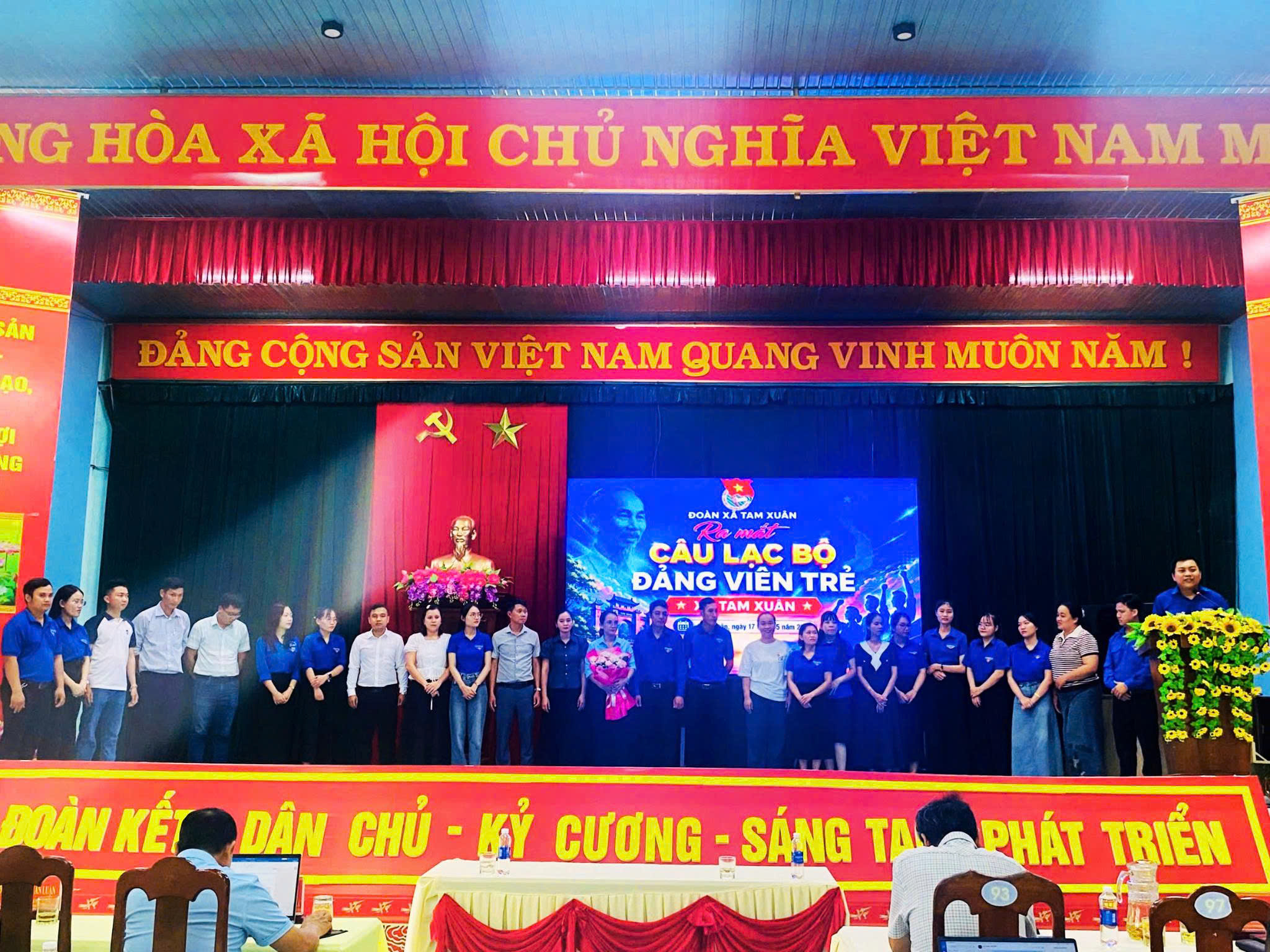 Ra mắt Câu lạc bộ Đảng viên trẻ xã Tam Xuân