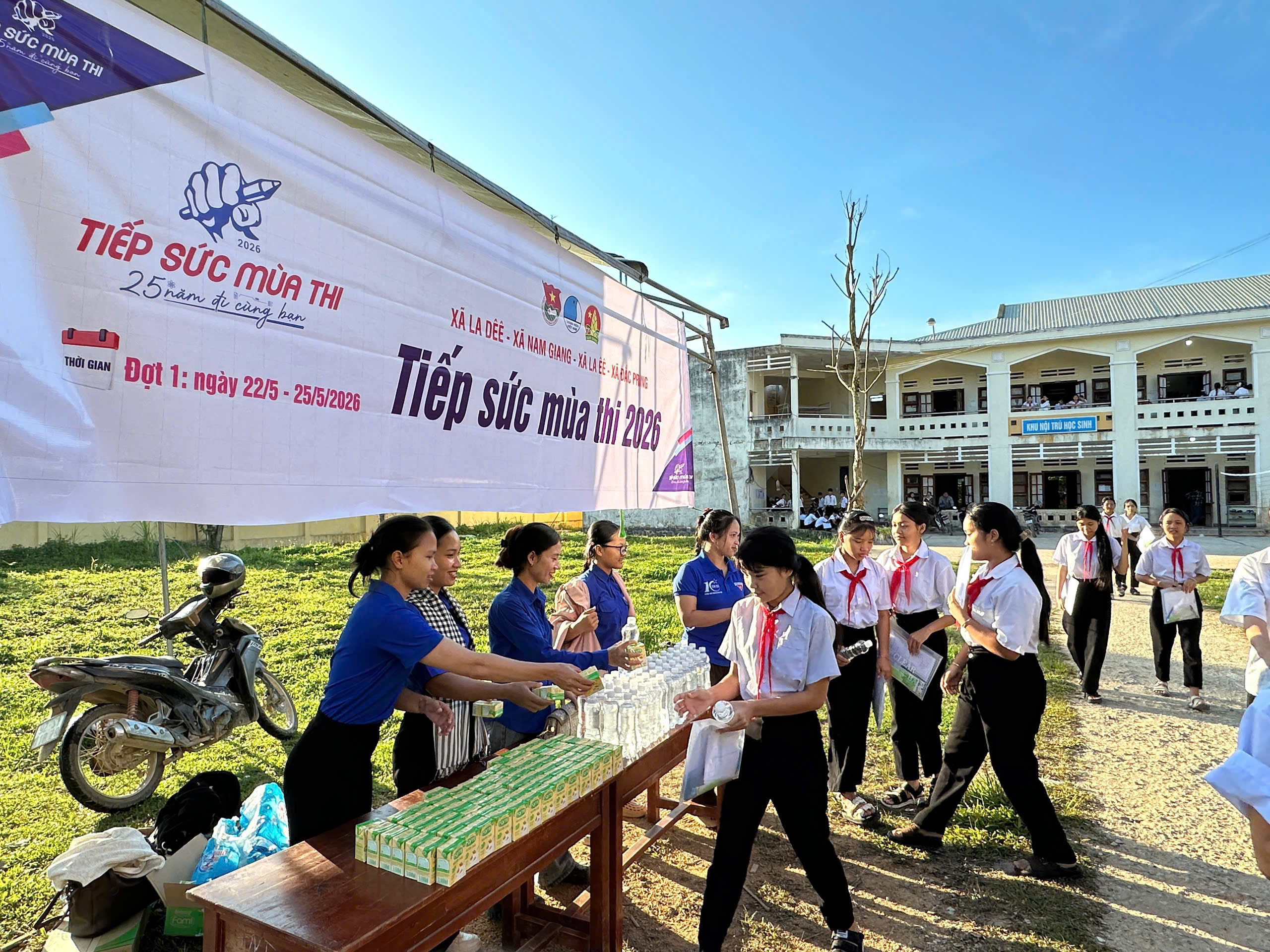 Tuổi trẻ các xã cụm vùng cao ra quân “Tiếp sức mùa thi” tuyển sinh lớp 10 năm 2026