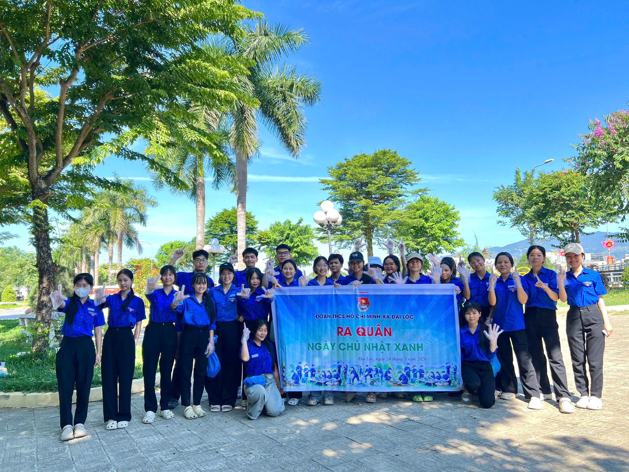 Đoàn xã Đại Lộc ra quân hưởng ứng “Ngày Chủ nhật xanh” đợt II năm 2026