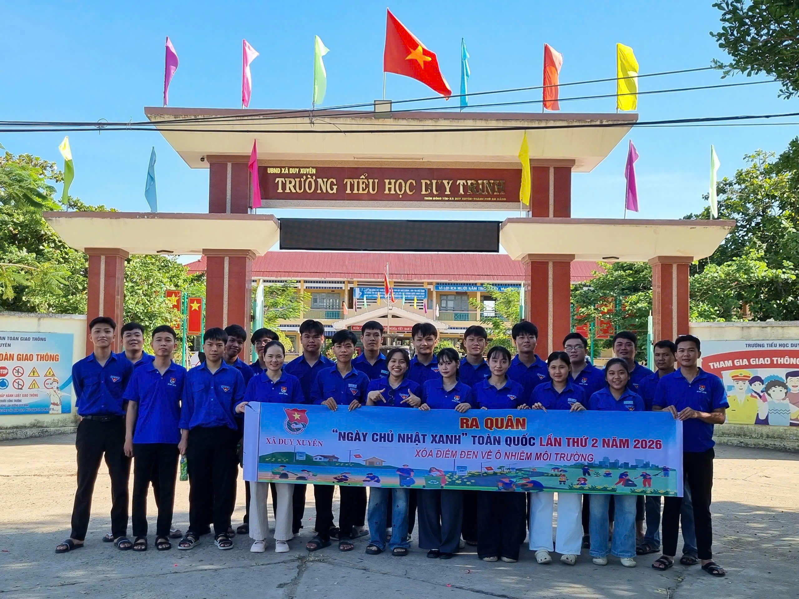 Tuổi trẻ xã Duy Xuyên ra quân hưởng ứng “Ngày Chủ nhật xanh” toàn quốc lần II năm 2026